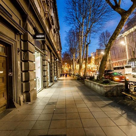 تبليسي Apartment Gallery Rustaveli 1 المظهر الخارجي الصورة