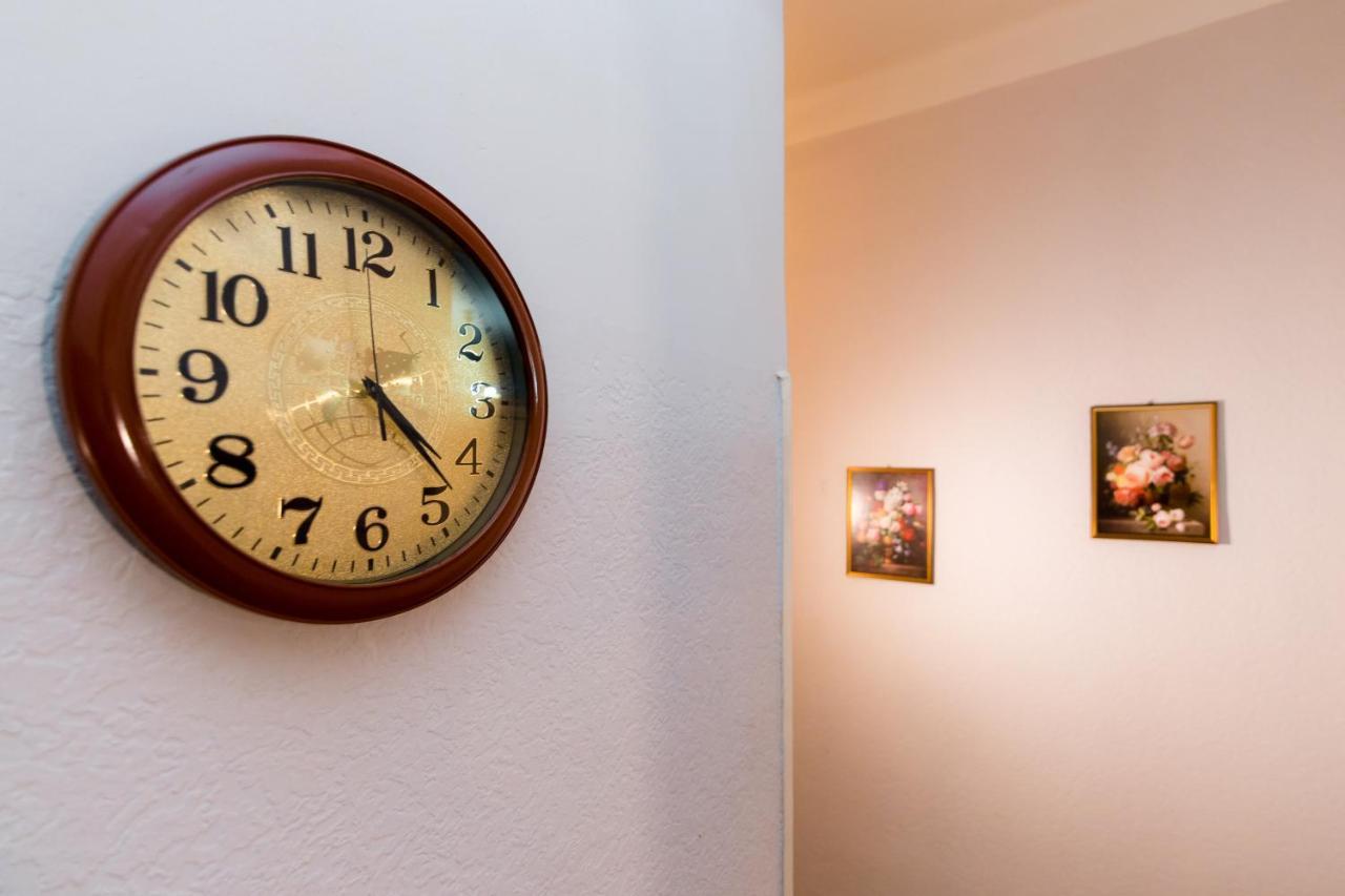 تبليسي Apartment Gallery Rustaveli 1 المظهر الخارجي الصورة